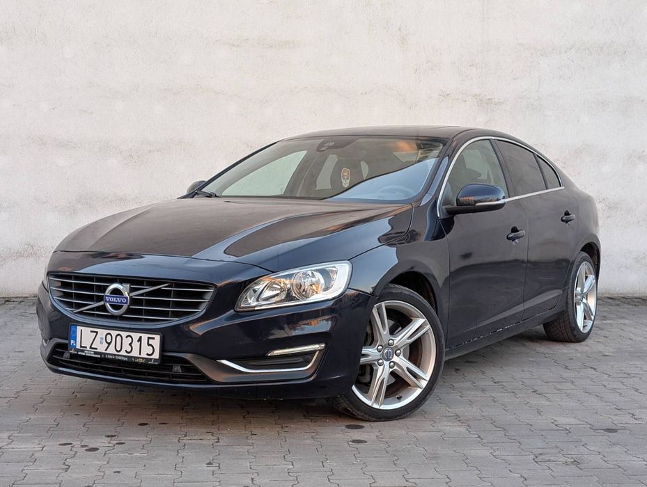 Volvo S60 2.5T AWD LPG niski przebieg Bogate wyposażenie Parktronic Blis