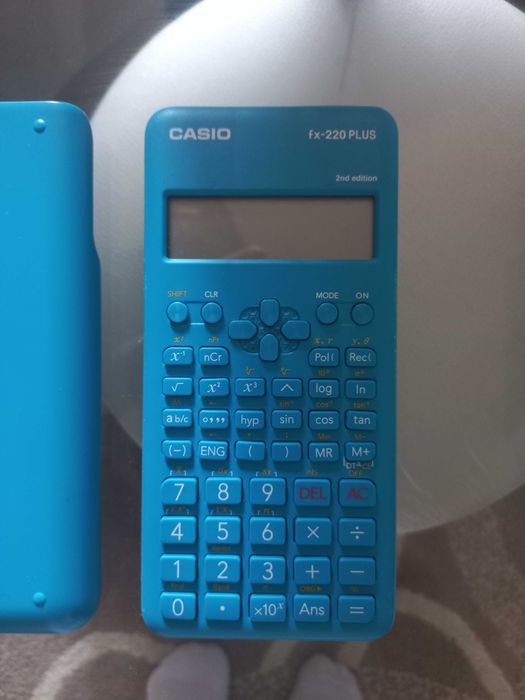 Calculadora Casio fx-220 plus