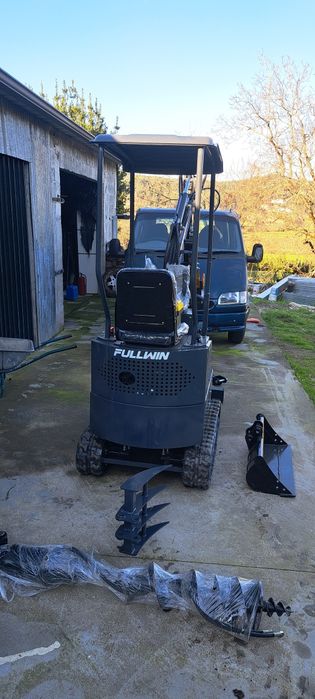 Mini giratoria NOVA 1 tonelada  C/ 7 acessórios