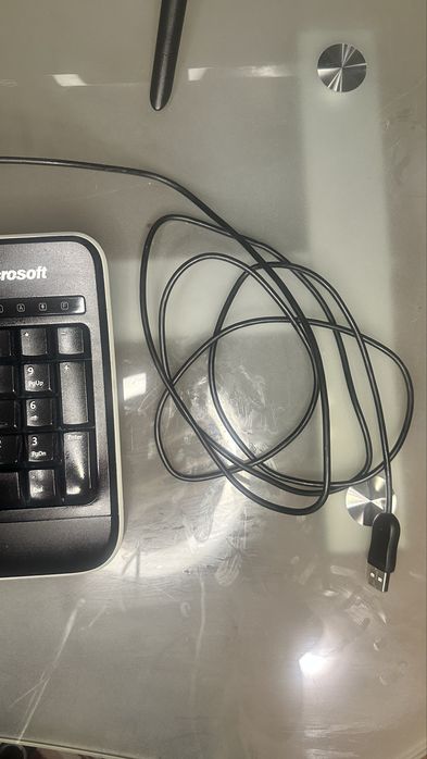 Teclado Microsoft USB Original – Completo e Funcional