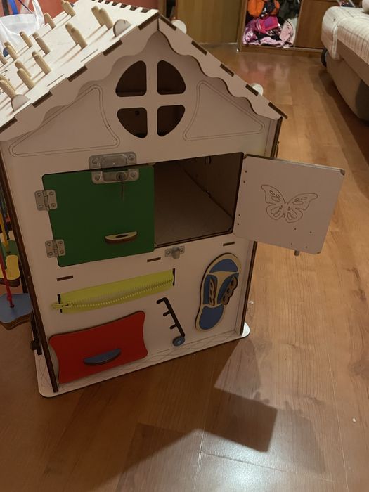 Бізікуб для дітей