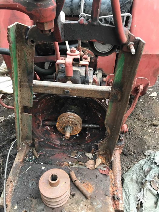 Продам мінітрактор без двигуна