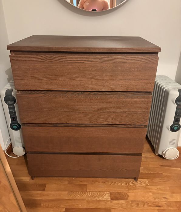 Cómoda MALM IKEA – 4 Gavetas Castanho Escuro (como nova)