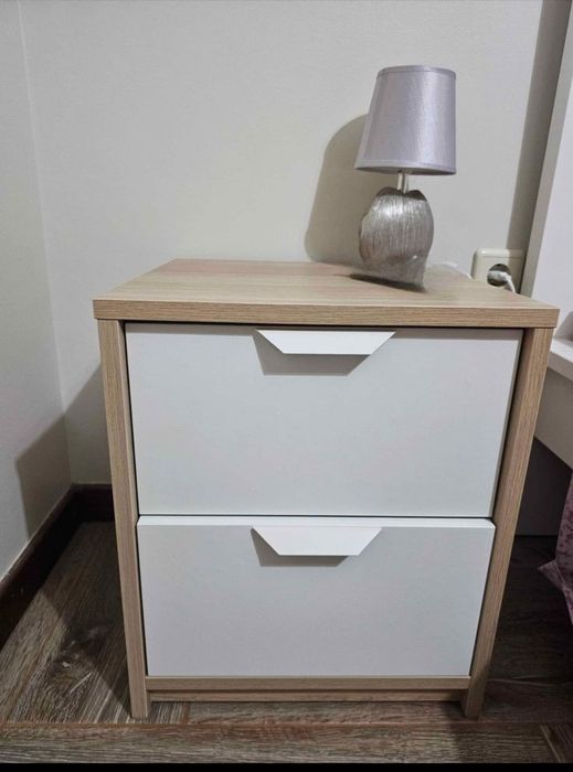 Cama solteiro+2 mesas de cabeceira