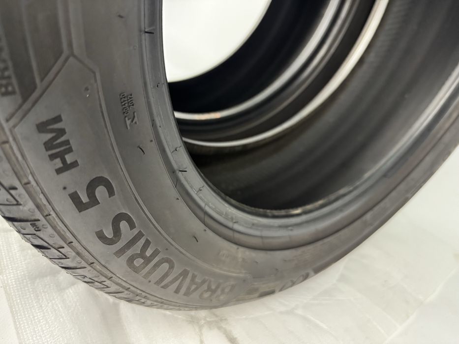 Літні шини  2шт R18 235/50 (101Y) 2020 Barum Bravuris5 6мм