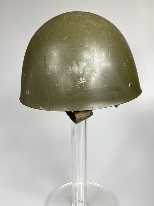 Spadochronowy hełm włoski model 1942/60