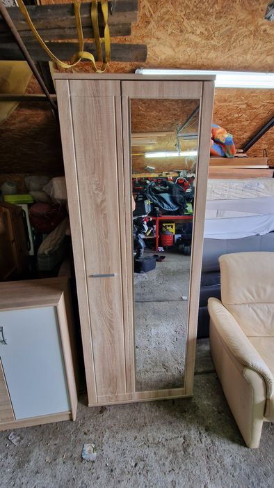 Meble szafa z lustrem i komoda