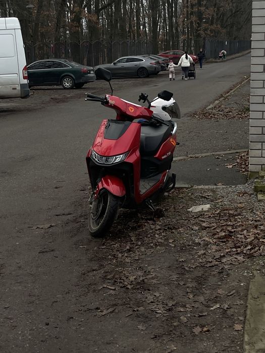 Продам електроскутер ADEO T9