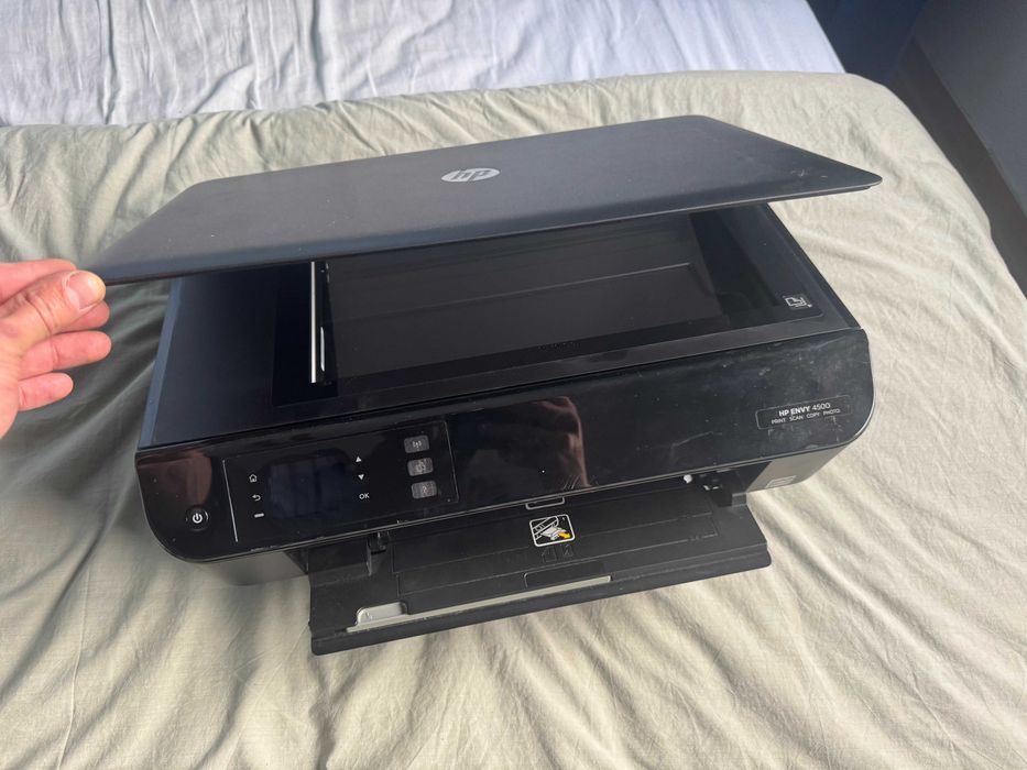 Impressora Multifunções HP ENVY 4500 e-All-in-One (Scanner Copiadora)