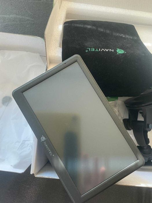 Nawigacja Navitel E700