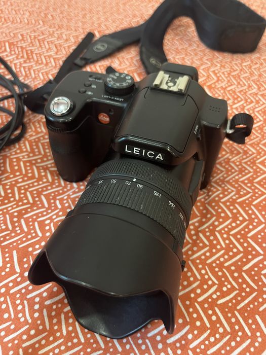 Máquina Fotográfica Leica V Lux 1
