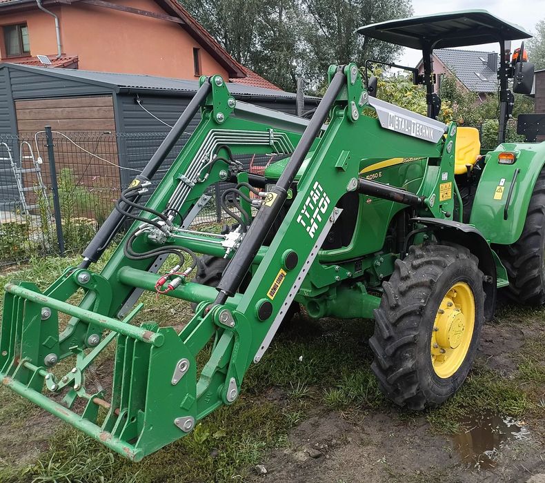 John Deere 5050E  Sprzedam