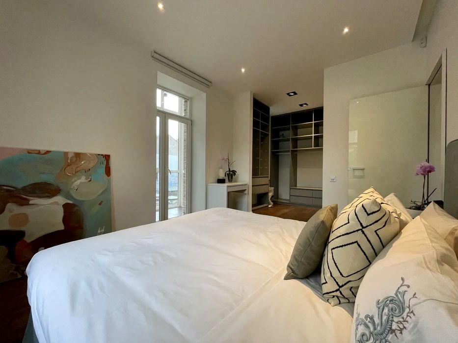 Здам в оренду 2-к Золоті ворота Гончара 12