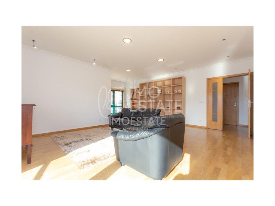 Apartamento T3 Urbanização Panorama