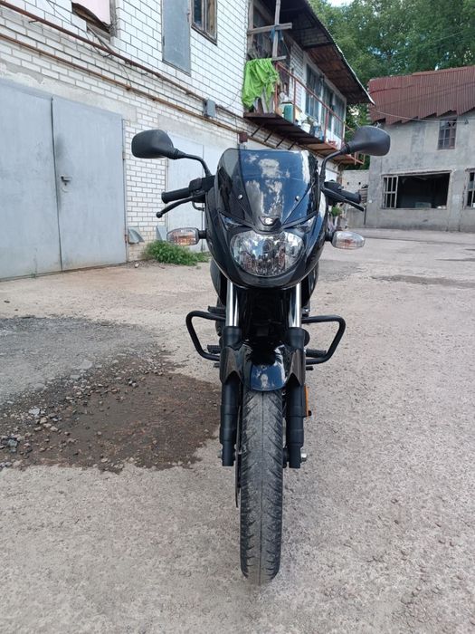 Bajaj pulsar 180