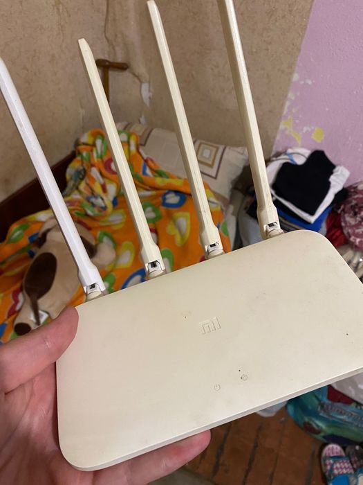 Роутер Xiaomi Mi Router 4C (R4CM) / Wi-Fi маршрутизатор