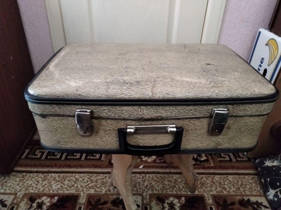 Винтажный ретро чемодан вализа белый СССР