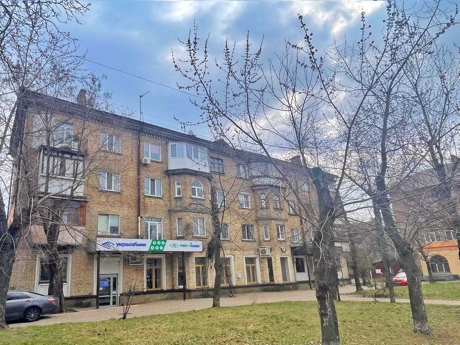 Продаж 2к сталінки на пр-ті Леоніда Каденюка (Гагаріна), 6