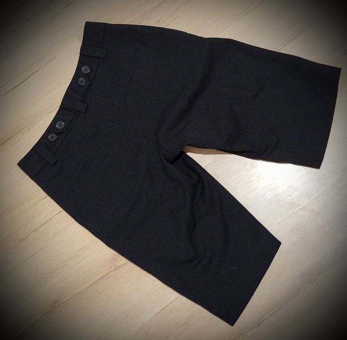 Eleganckie czarne szorty typu bermudy rozmiar XXS Part Two