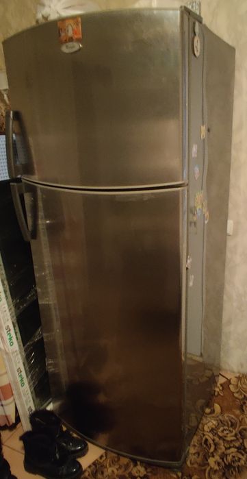 Продам холодильник WHIRLPOOL