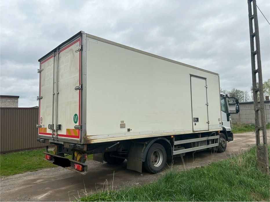 Kontener Chlodnia Izoterma Mroznia Zabudowa Magazyn Carrier