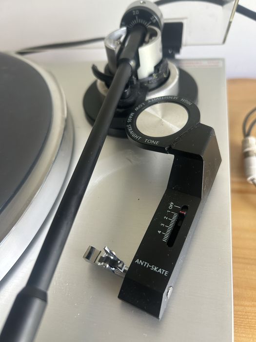Gramofon Onkyo CP-1130F Polecam