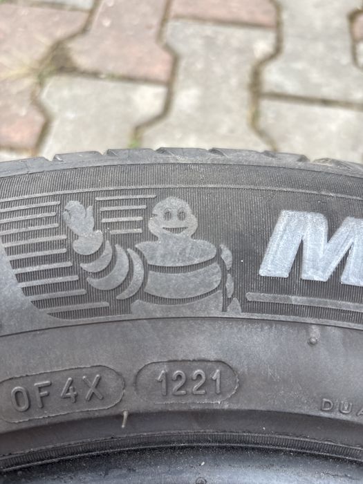 205/60/16 комплект літніх шин