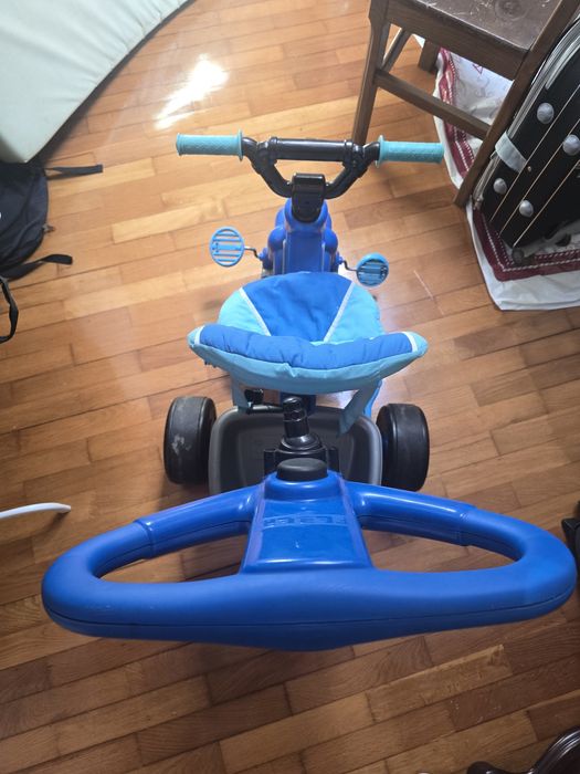 Feber Twist triciclo menino