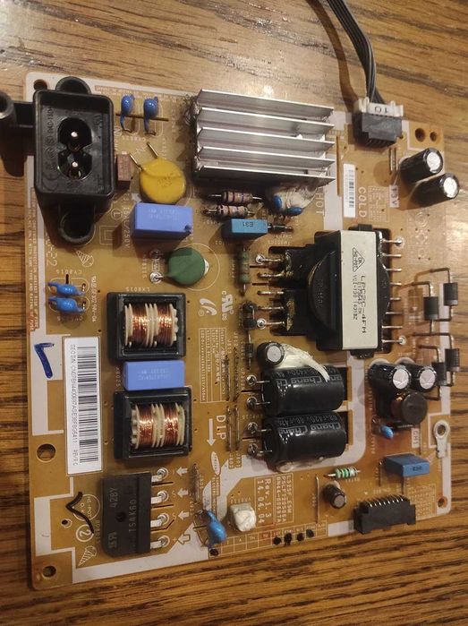 SAMSUNG UE32H5500, zasilacz, płyta, logika, części.