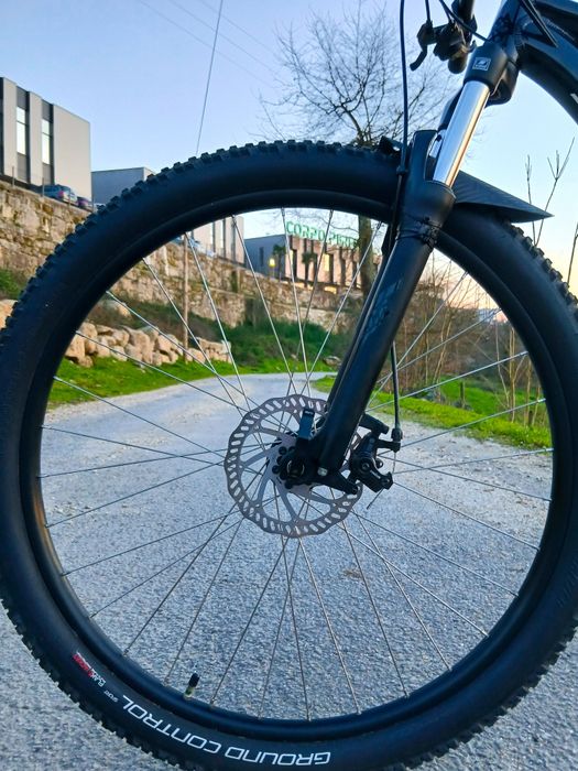 Bicicleta Specialized 29" BTT (negociável)