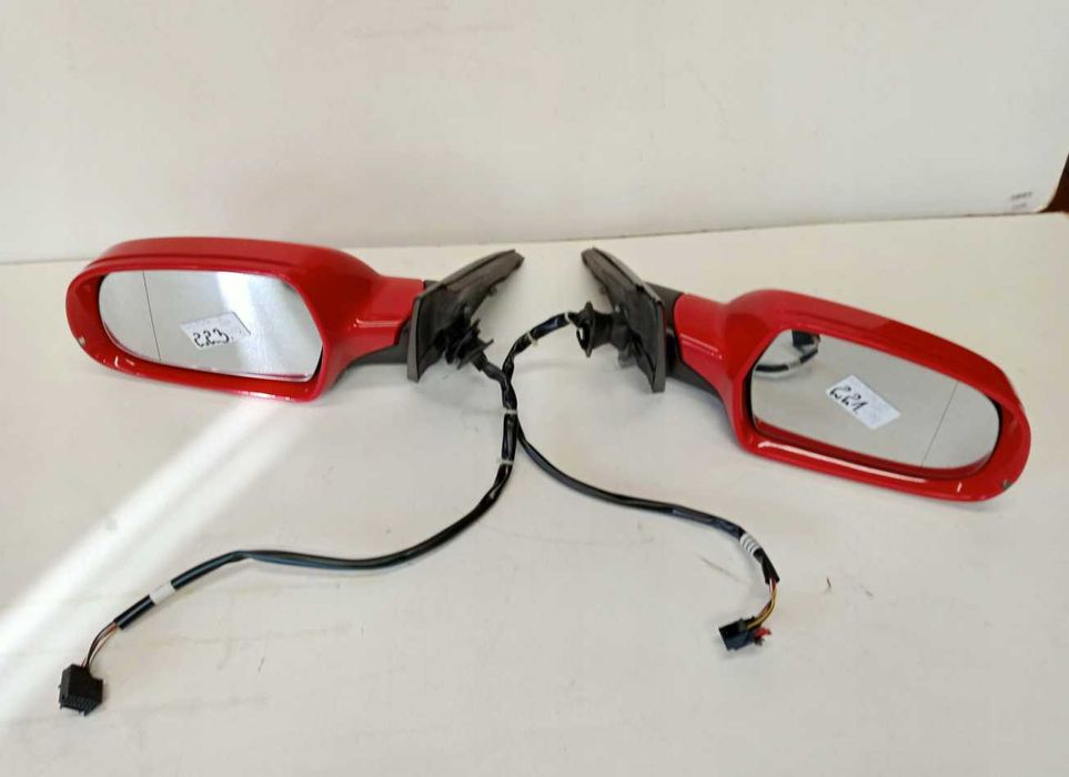 Дзеркало праве / ліве audi a4 b8 2007-2015р