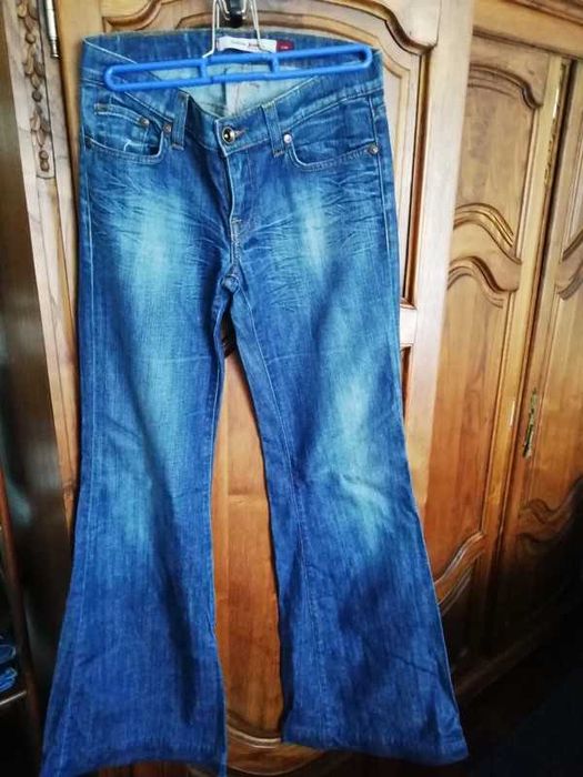 Calças de ganga da Salsa, boca de sino