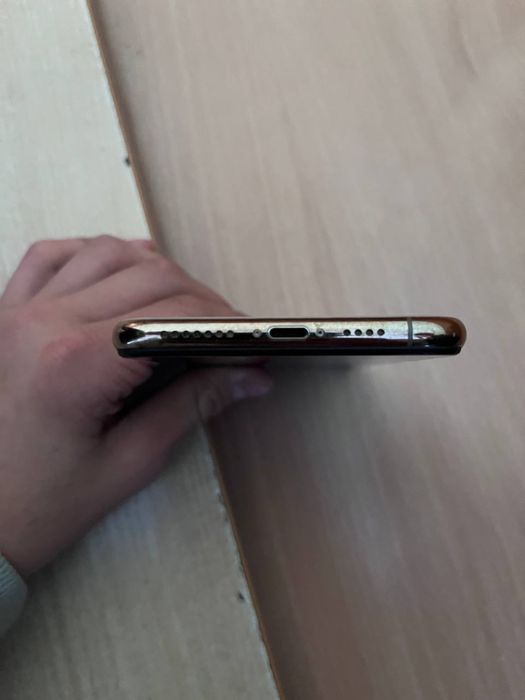 Iphone xs max 64 gb