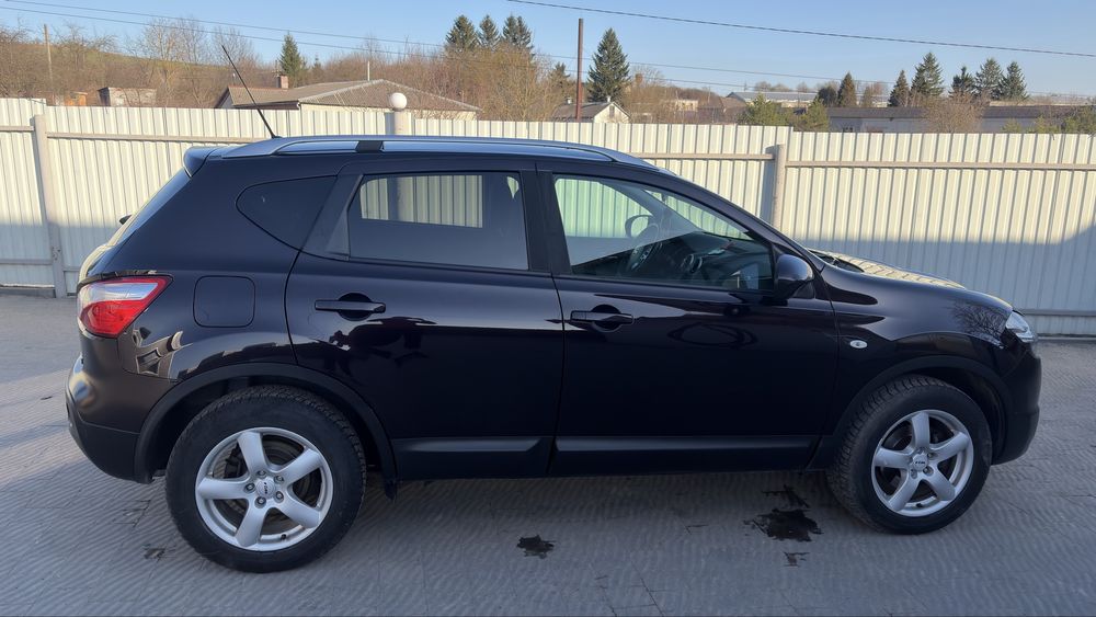 Продам своє авто Nissan Qashqai