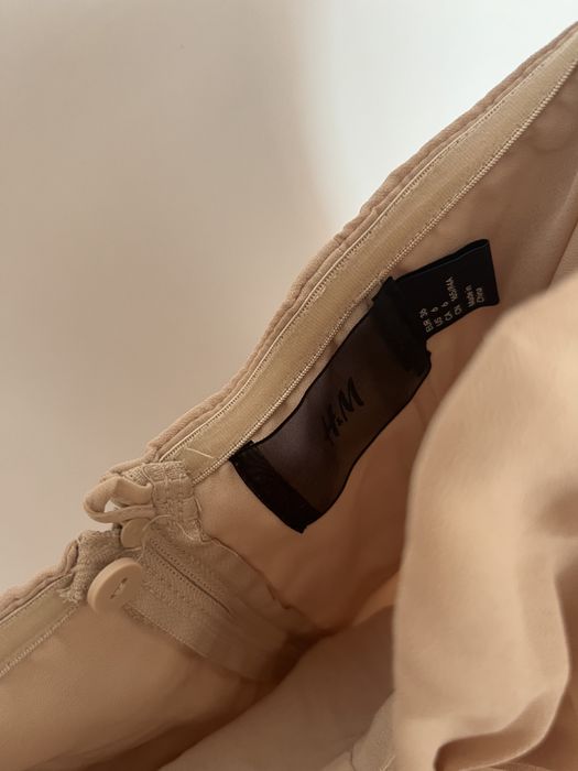 Beżowa elegancka sukienka 36 H&M