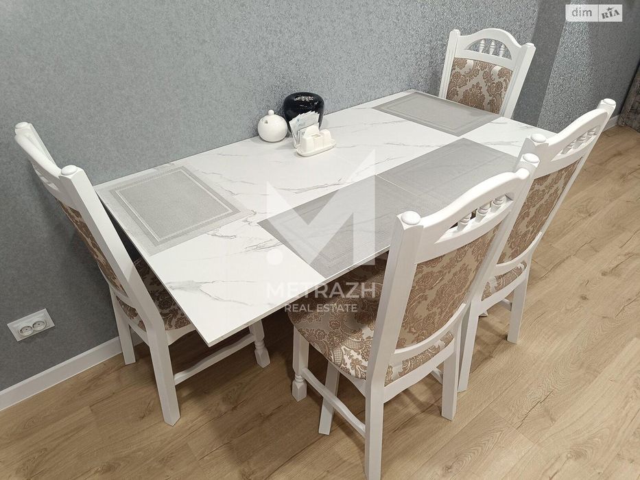 До метро 3 хвилини! 1к квартира 51 м2 у ЖК Лебединий