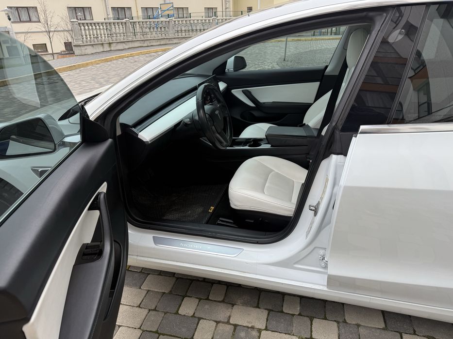 Аренда-прокат авто на короткий та довгий термін