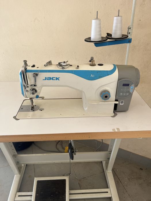 Maszyna do szycia Jack a2 Półautomat