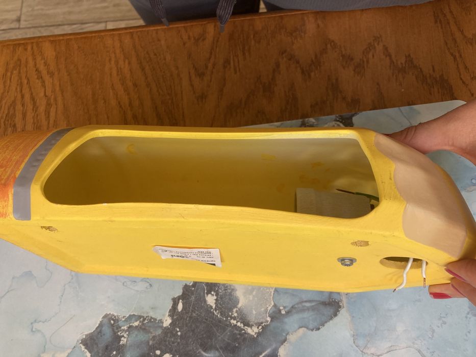 Lampka lampa kinkiet kredka