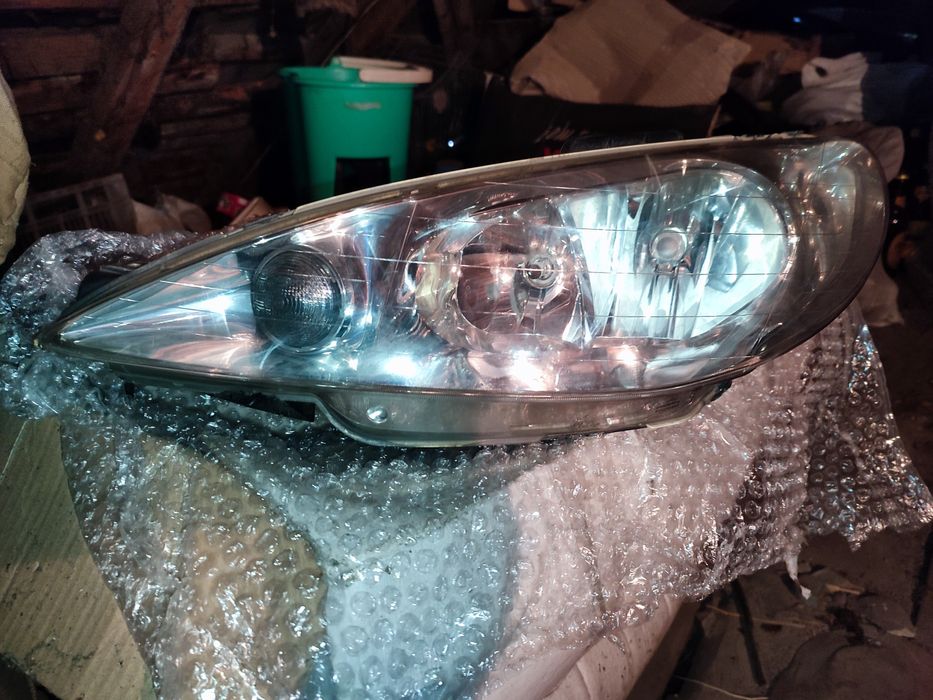 Фари Peugeot 206 оригінал
