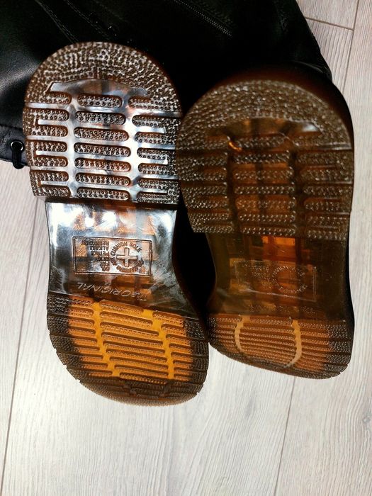 Martens. Kobiece. Rozmiar 37. Nowe nie używane.