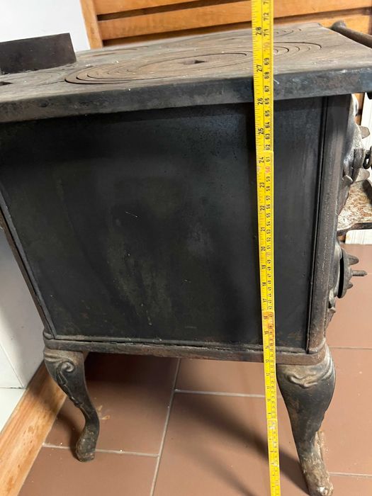 kuchenny żeliwny zabytkowy piec