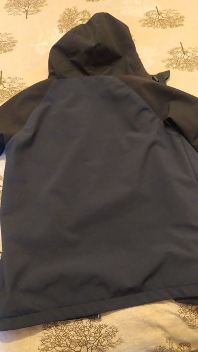 Стильная ветровка-куртка Staff