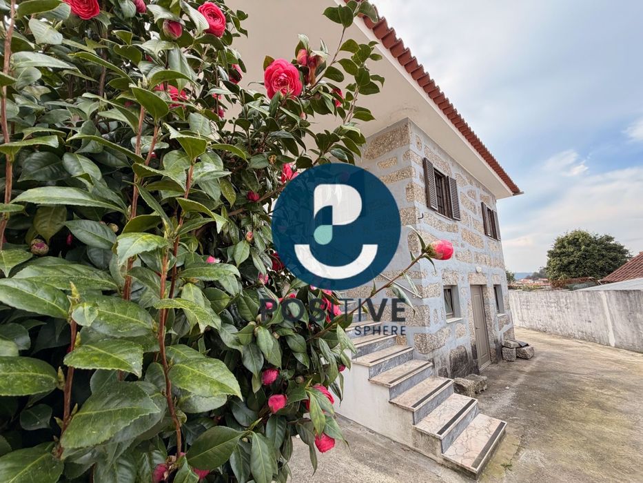 Moradia t2 mobilada  e equipada