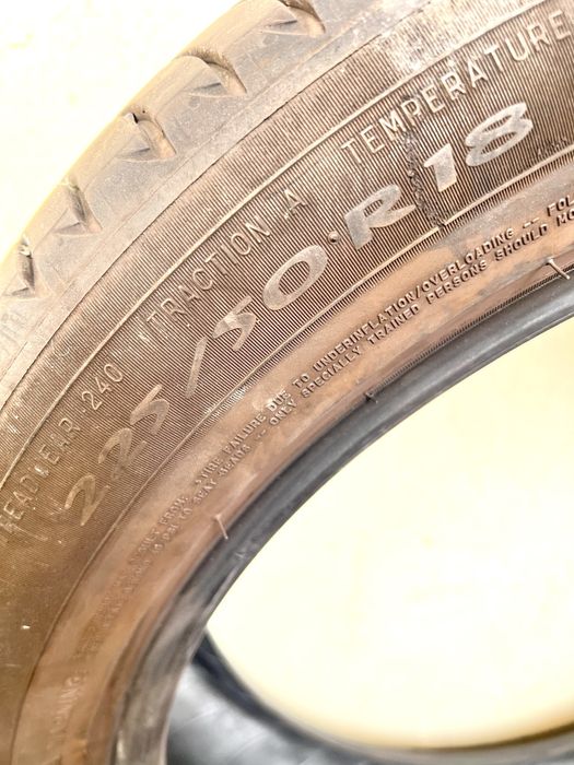 Pneus Michelin 225/50 R18 V