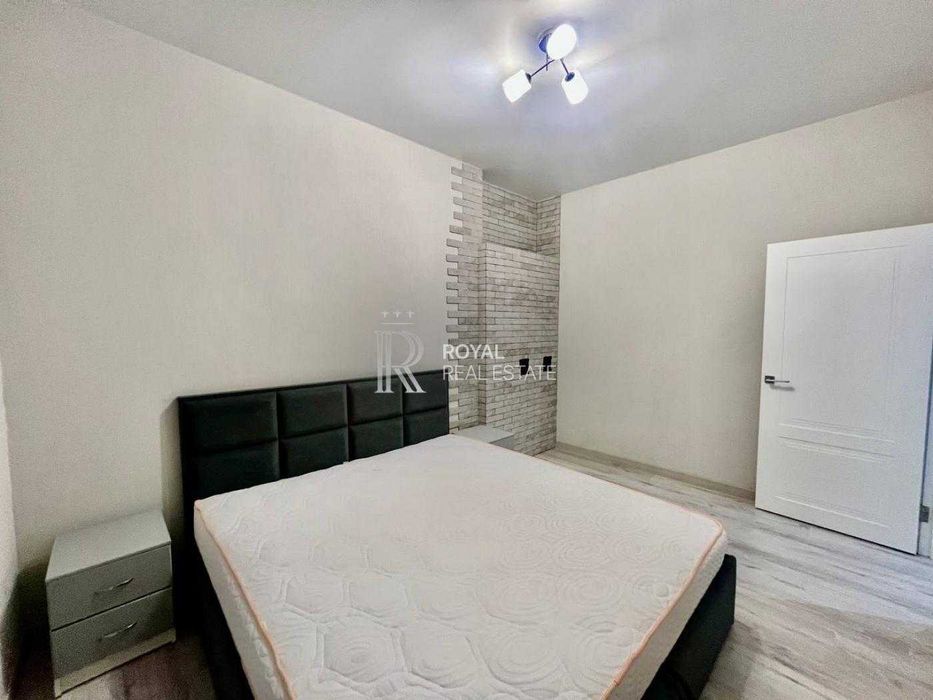 Продаж Будинок Вишгородський район КМ «Міжріччя» 130 м² 3 спальні Ділянка 6,5 соток Газ Сонячні панелі Інвертор Камін Тераса Тепла підлога