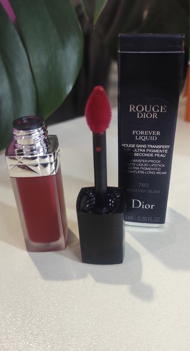 Нова помада Dior