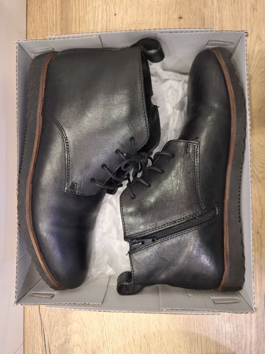 Buty skórzane czarne r. 40 -jak nowe