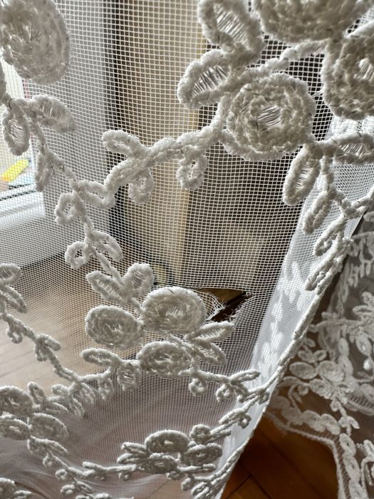 Тюль на велике вікно з балконом