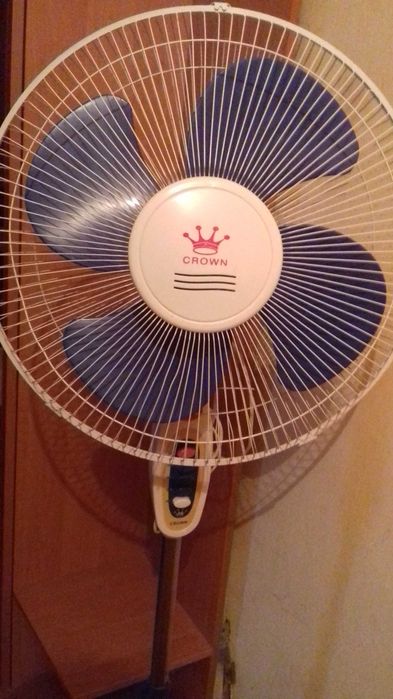 Вентилятор CROWN.